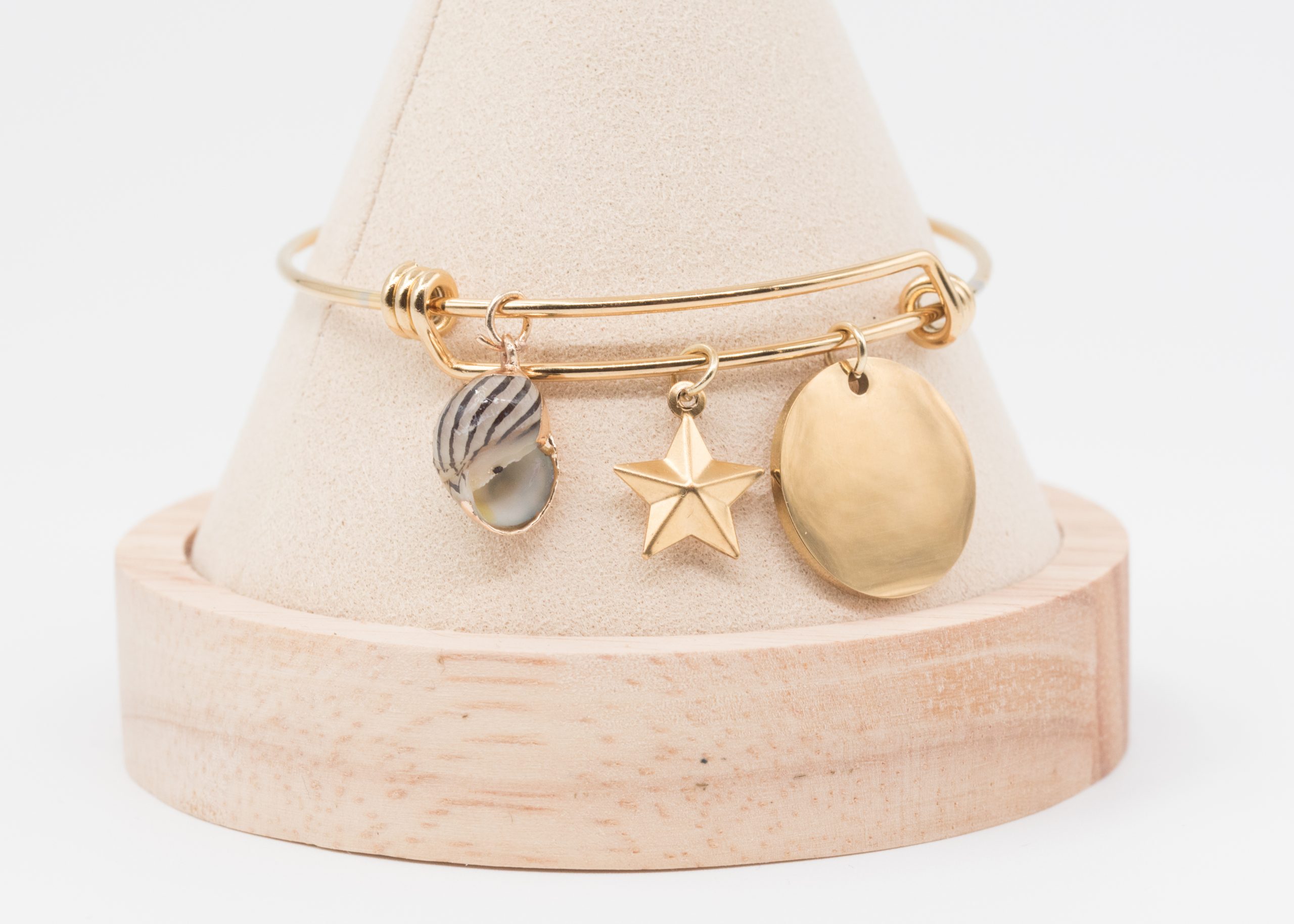 Bracelet Mooréa | Bracelet en acier inoxydable et coquillage – Image 2